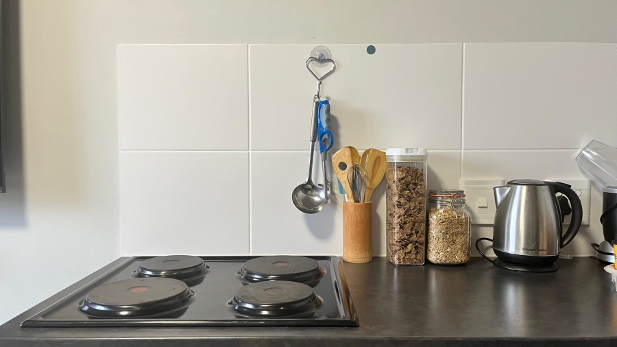 To Let 1 Bedroom Property for Rent in Pinelands Western Cape